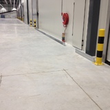 Hoeklijn 150x100x10 mm. verzinkt. 2000 mm. 