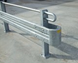 Beschermingsrail type b met leuning
